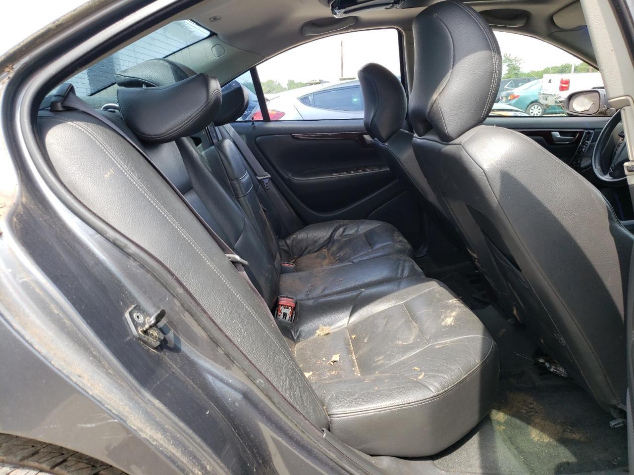 2004 Volvo S60 2.5T - Фото 6