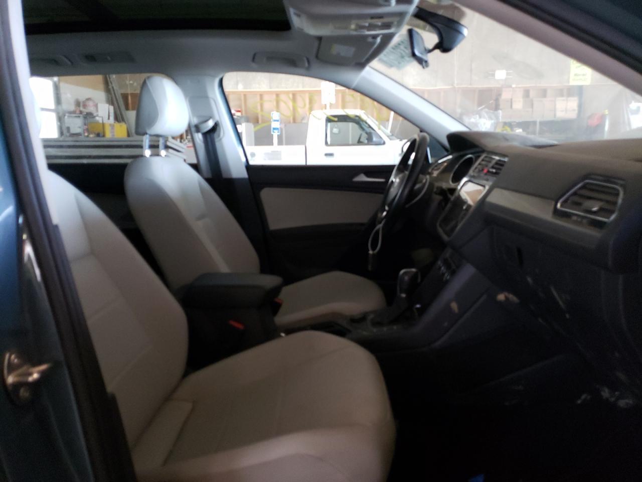 2019 Volkswagen Tiguan Se - Image 5