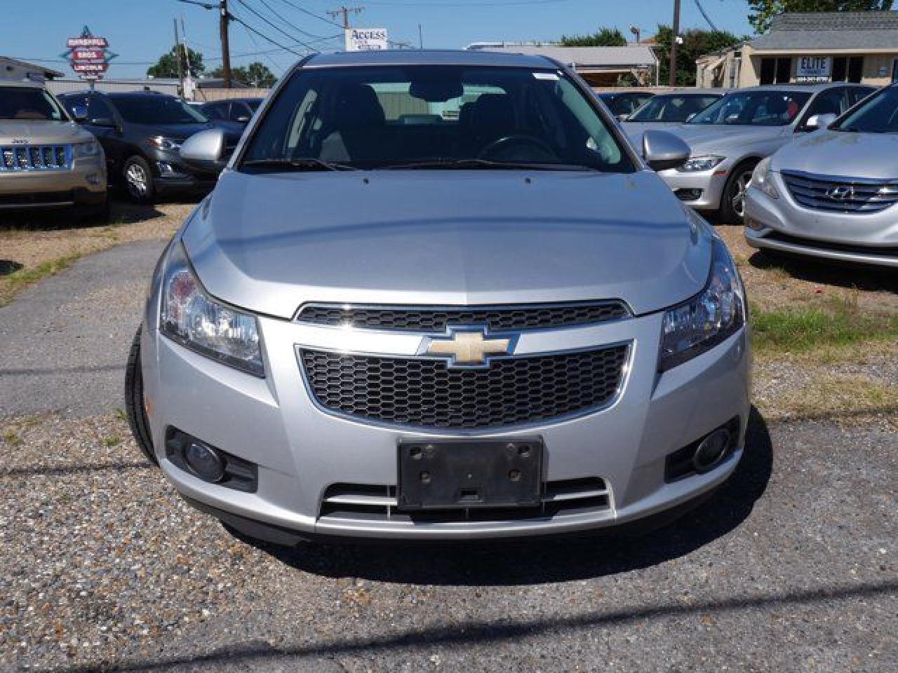 2014 Chevrolet Cruze Ltz - Image 2
