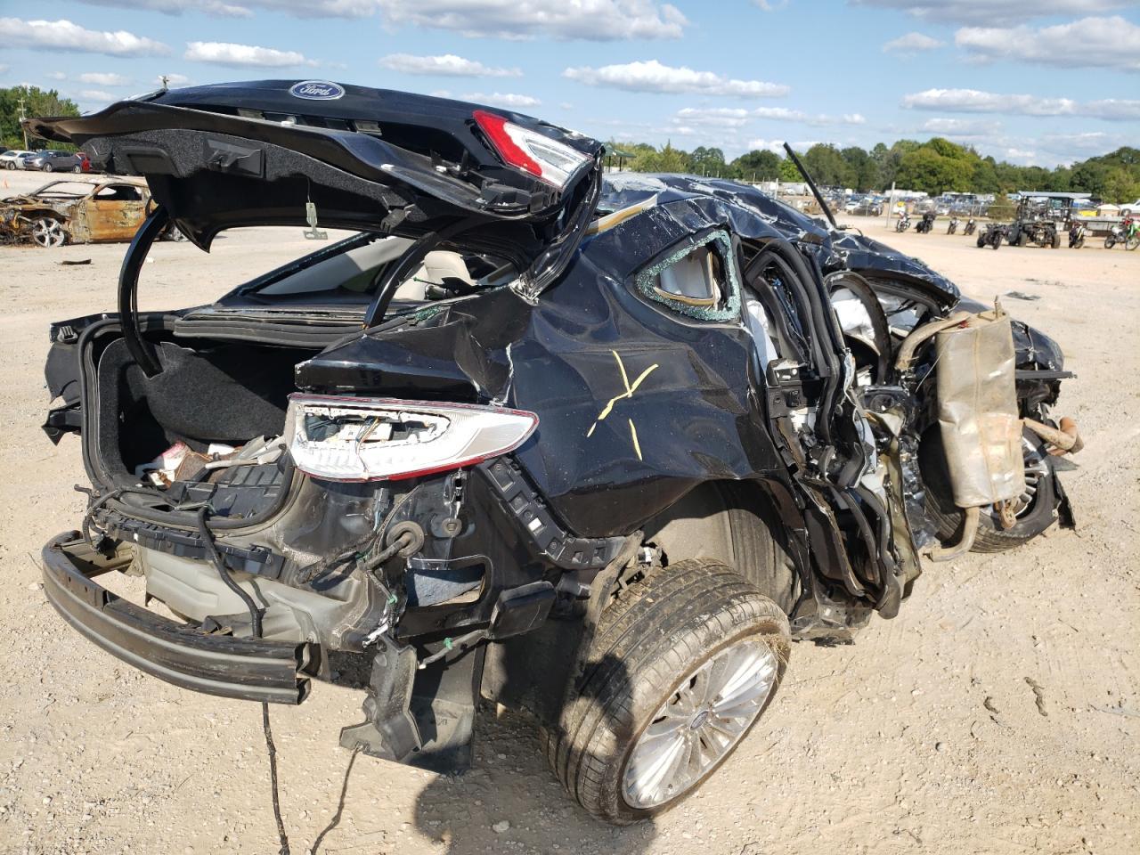 2016 Ford Fusion Titanium - Image 4