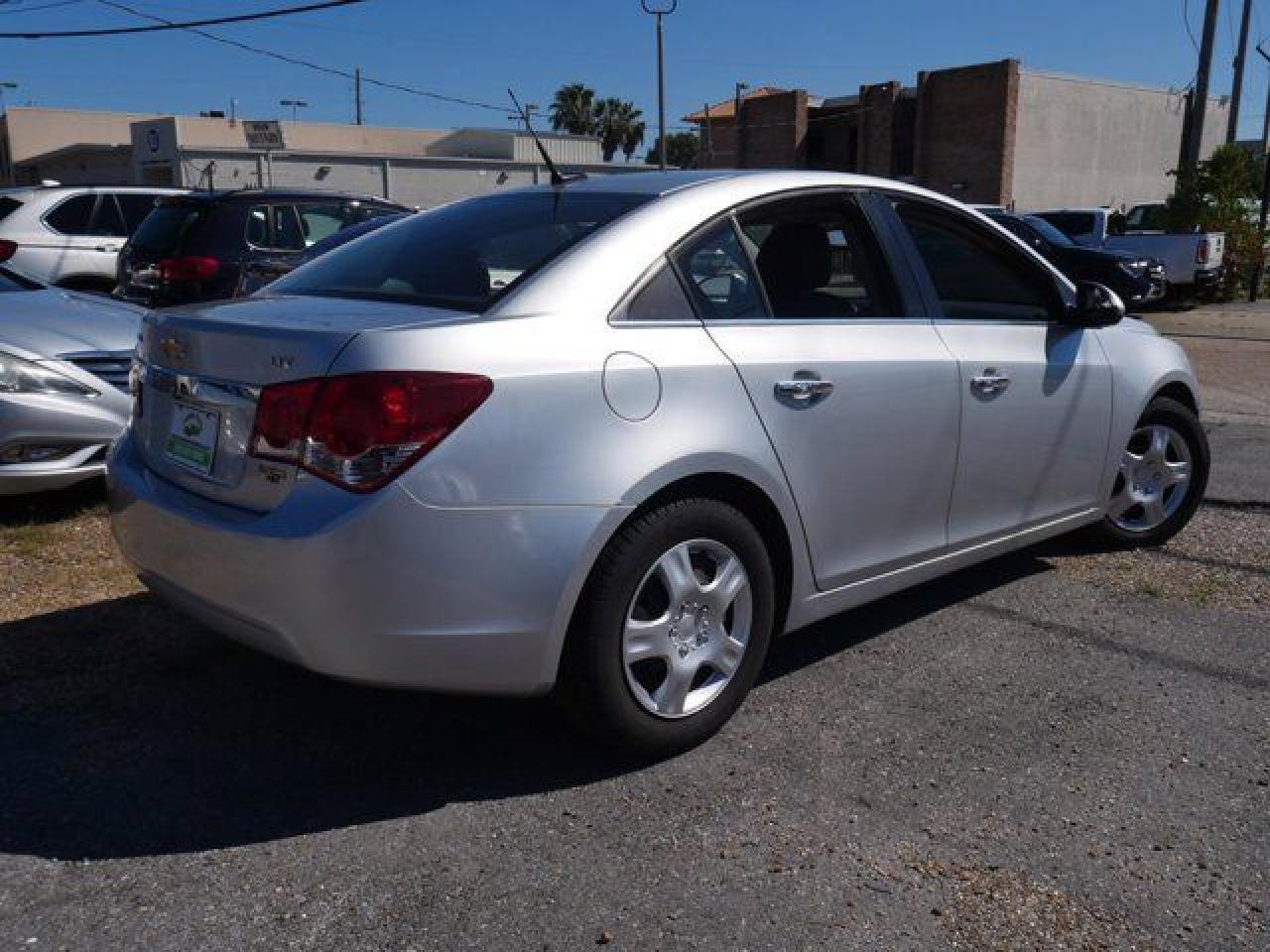 2014 Chevrolet Cruze Ltz - Image 5