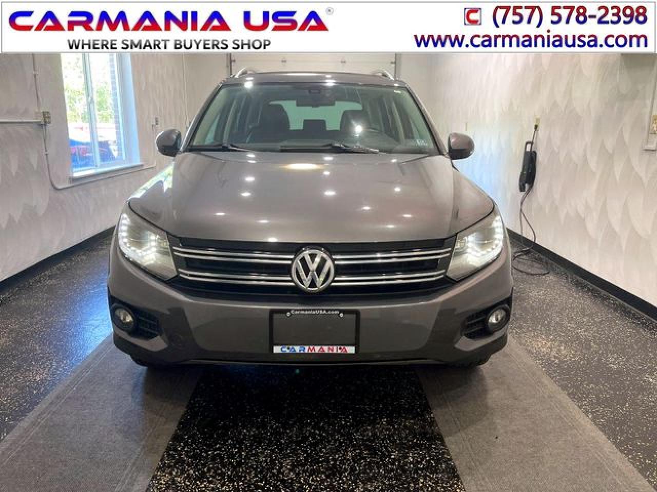 2012 Volkswagen Tiguan S - Image 2