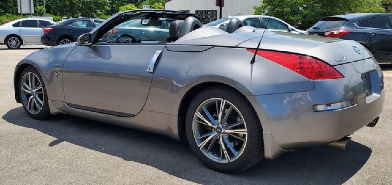 2007 Nissan 350Z Roadster - Image 6