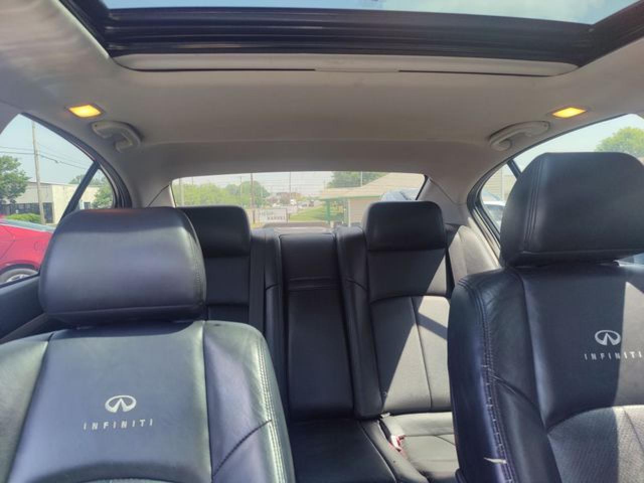 2011 Infiniti G37 Base - Image 6