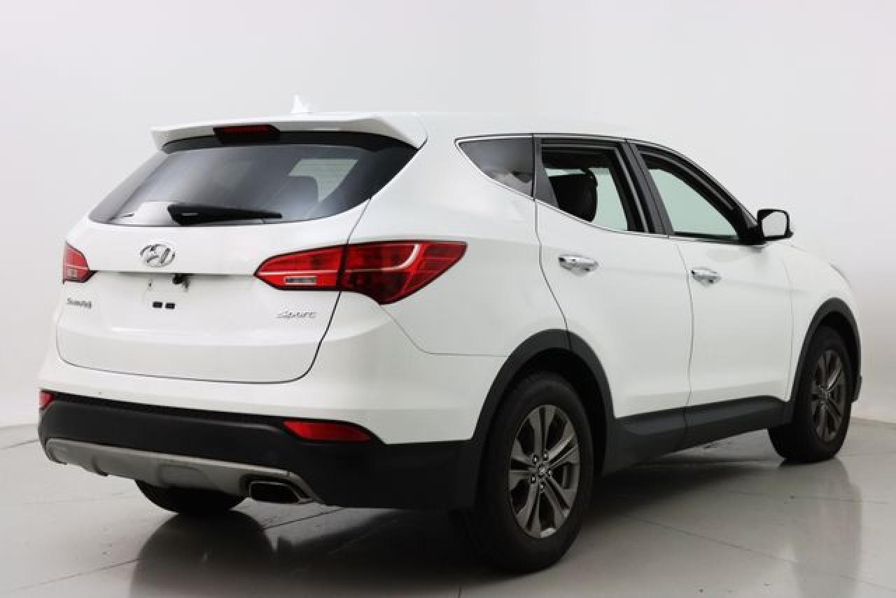 2014 Hyundai Santa Fe Sport - Image 3