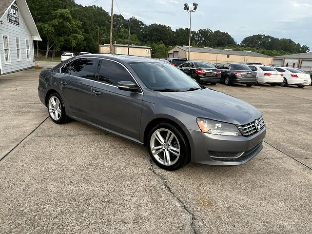 2015 Volkswagen Passat Se - Image 4