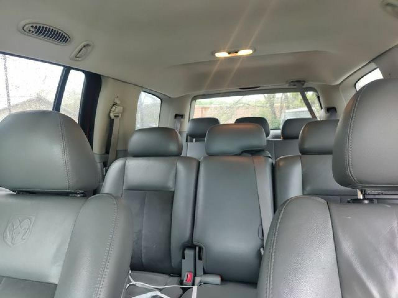 2007 Dodge Durango Limited - Image 3