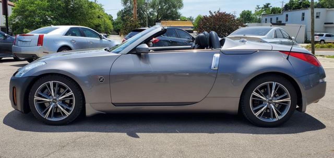2007 Nissan 350Z Roadster - Image 7