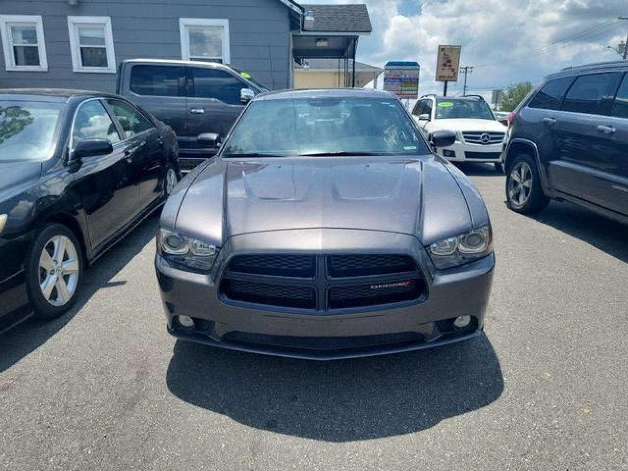 2014 Dodge Charger R/T - Image 2