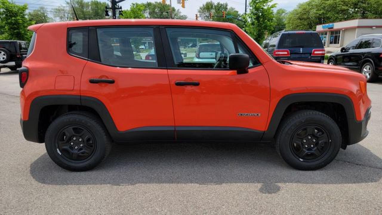 2017 Jeep Renegade Sport - Фото 2