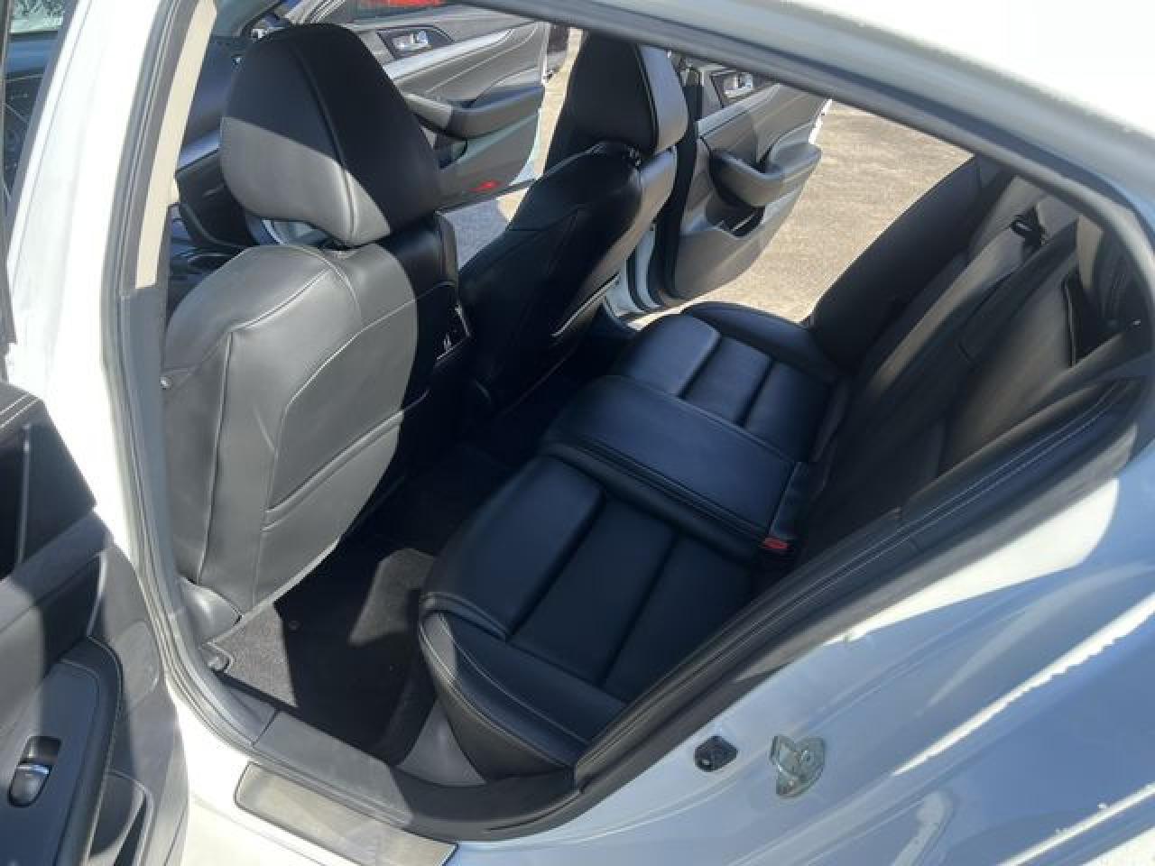 2017 Nissan Maxima 3.5S - Image 7