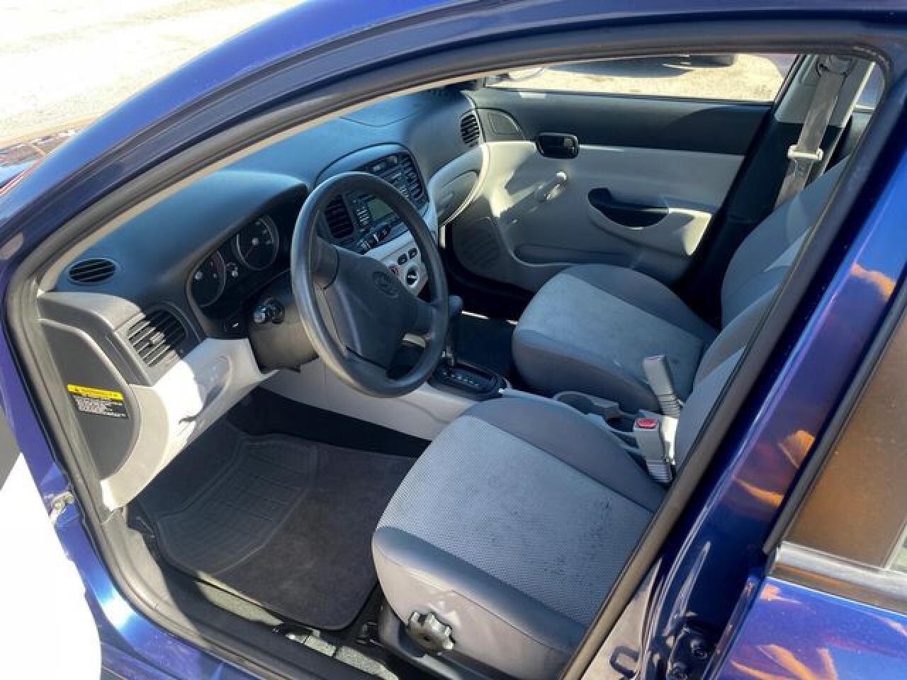 2010 Hyundai Accent Gls - Фото 5