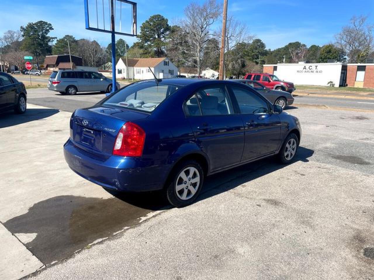 2010 Hyundai Accent Gls - Фото 3