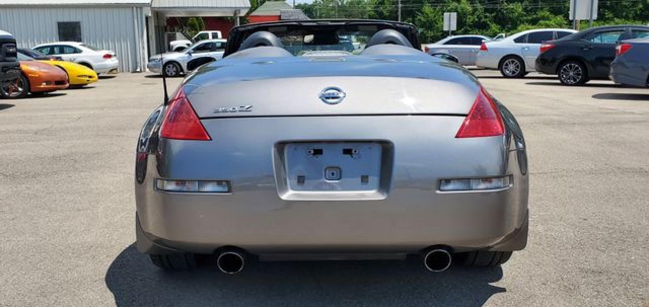 2007 Nissan 350Z Roadster - Image 5