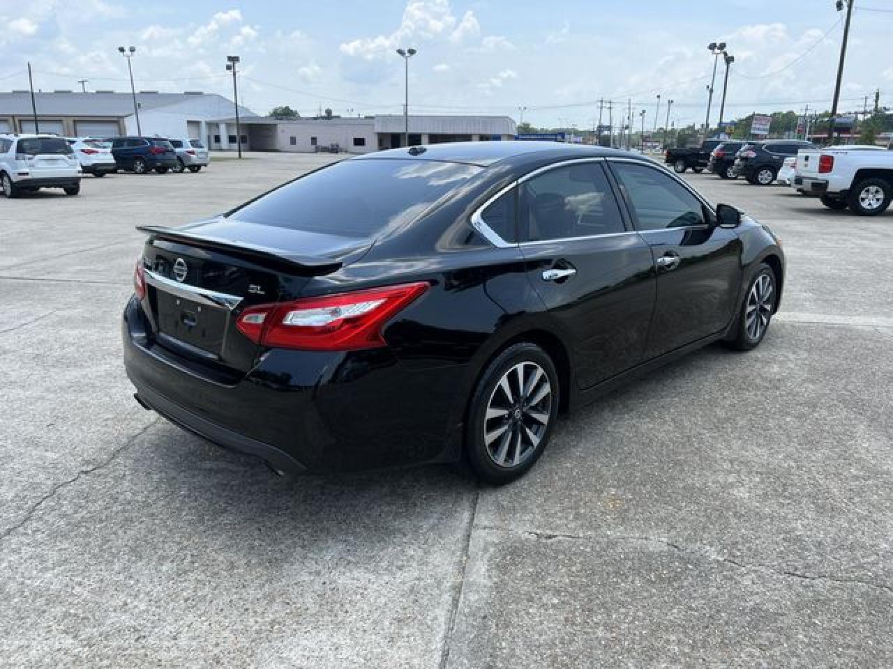 2016 Nissan Altima 2.5 - Фото 3