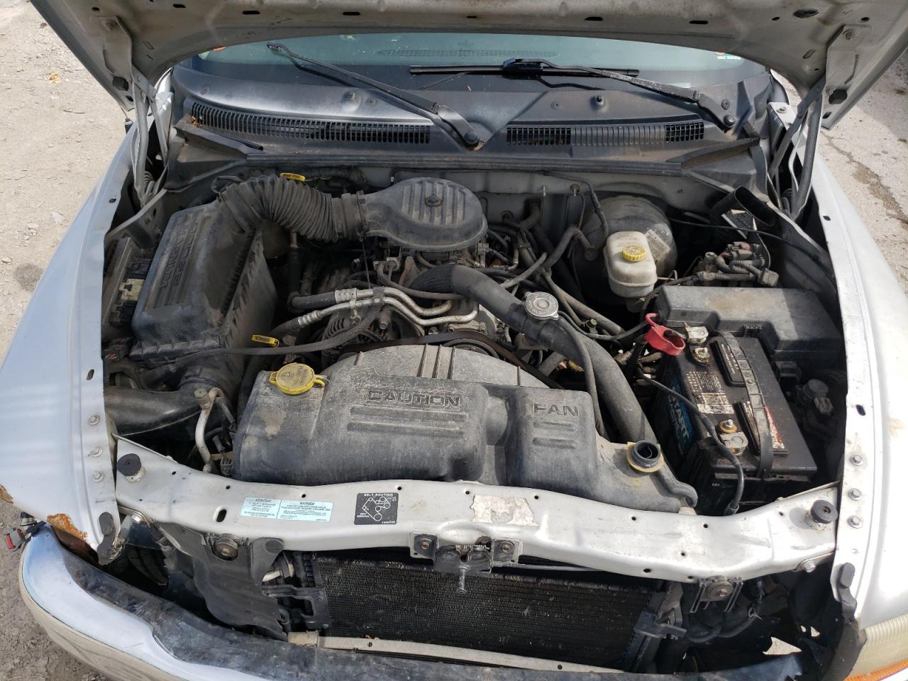2001 Dodge Dakota - Image 7