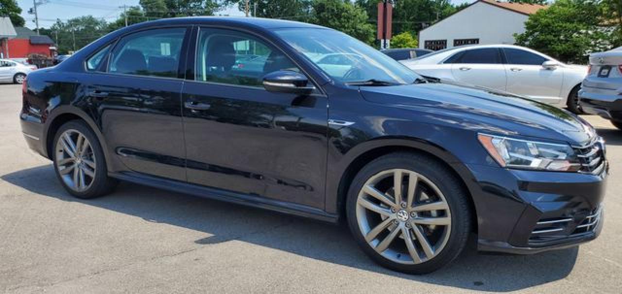 2018 Volkswagen Passat S - Фото 2
