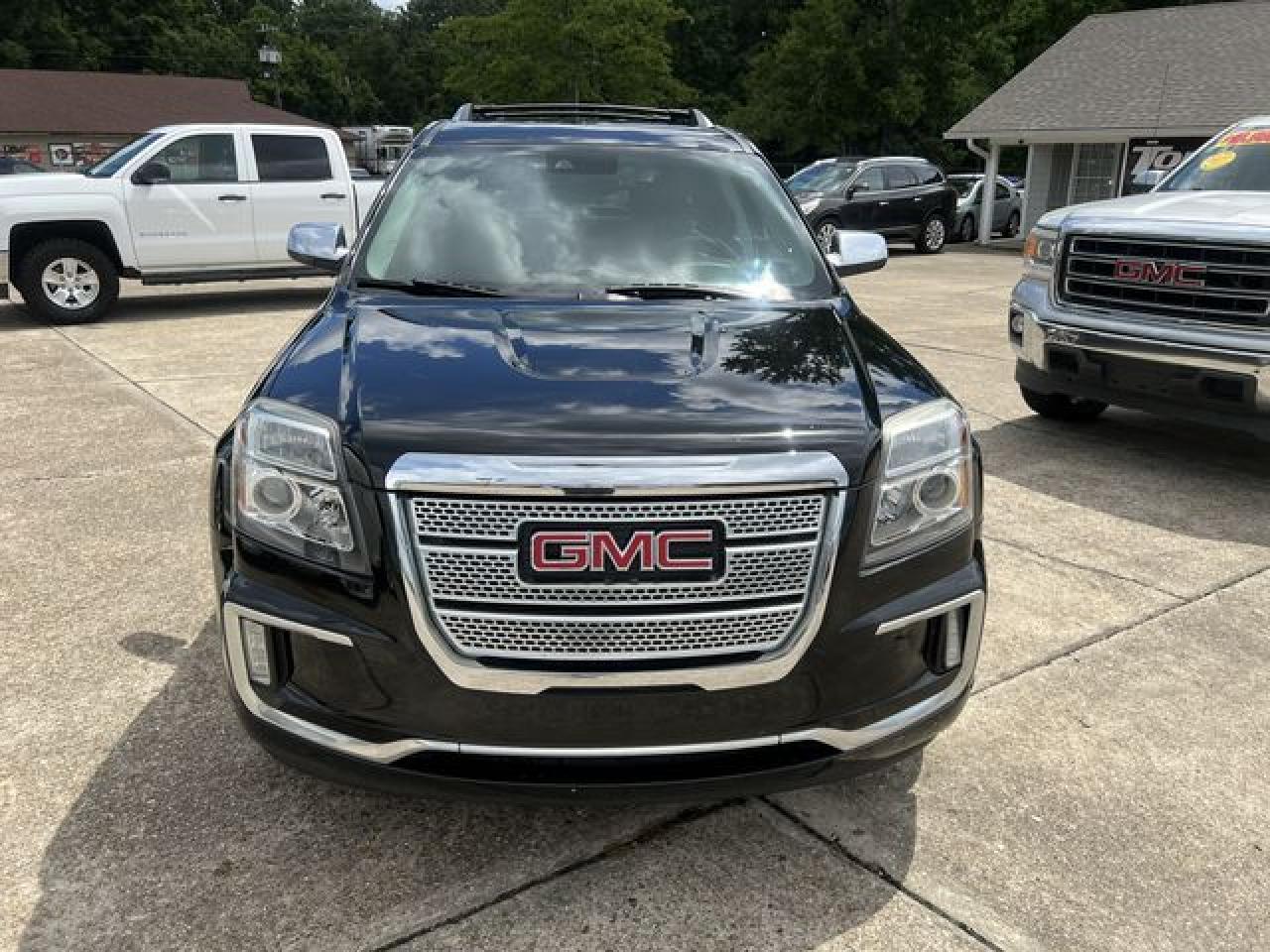 2016 GMC Terrain Denali - Image 5