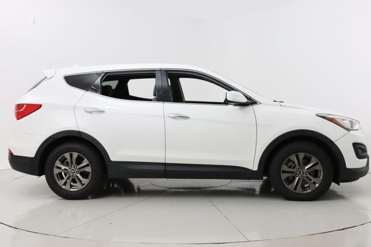 2014 Hyundai Santa Fe Sport - Image 2