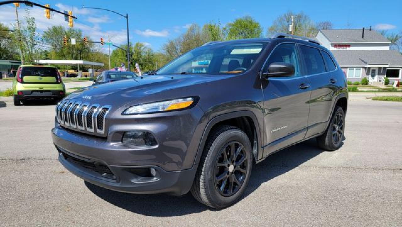 2015 Jeep Cherokee Latitude - Фото 2