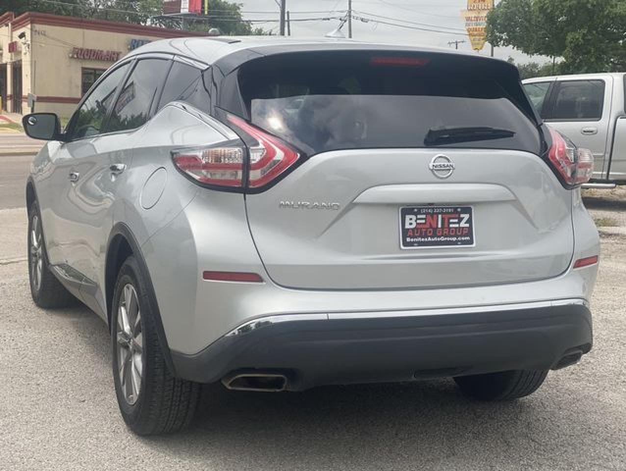 2016 Nissan Murano S - Image 5