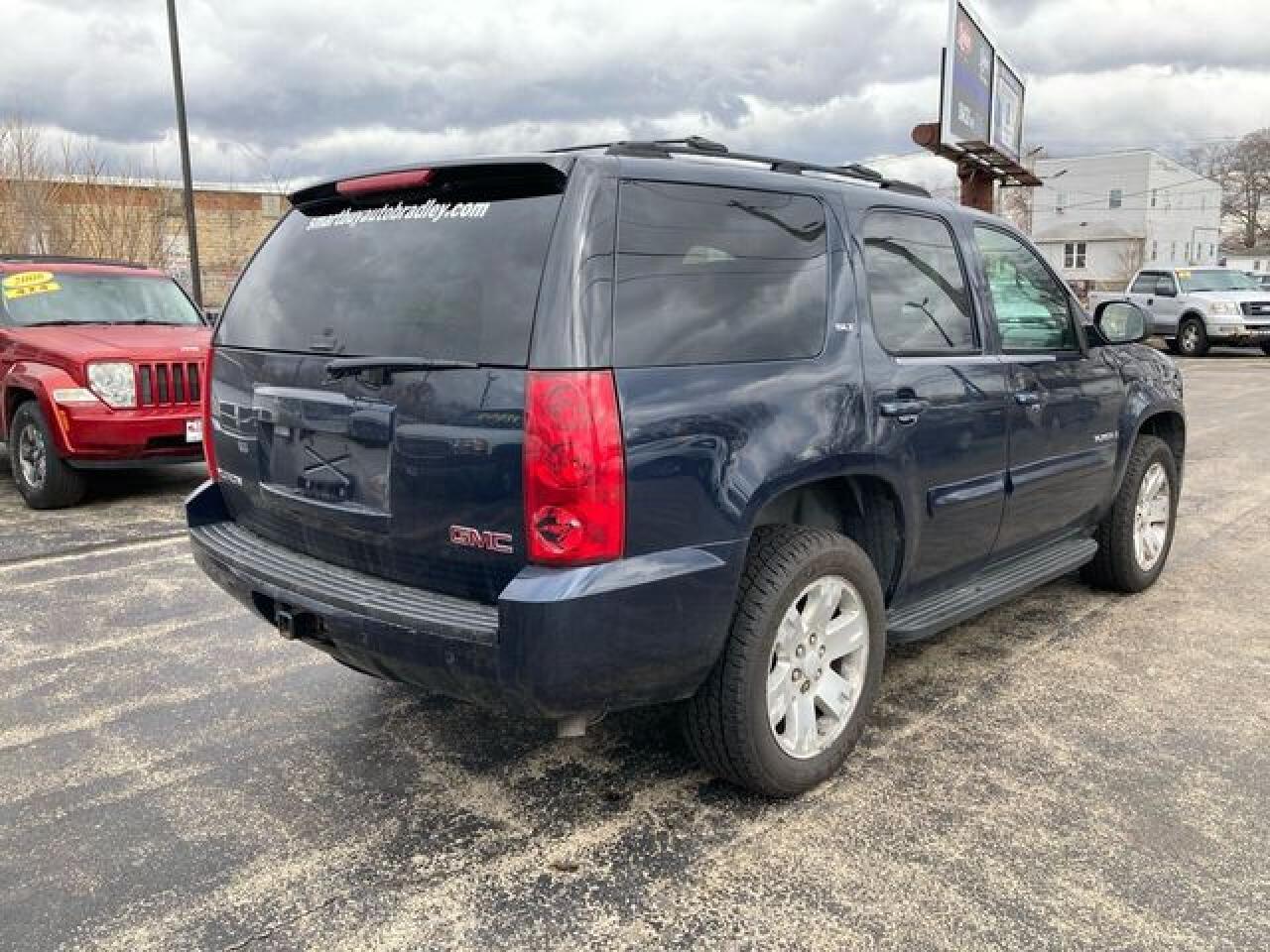 2007 GMC Yukon - Image 6