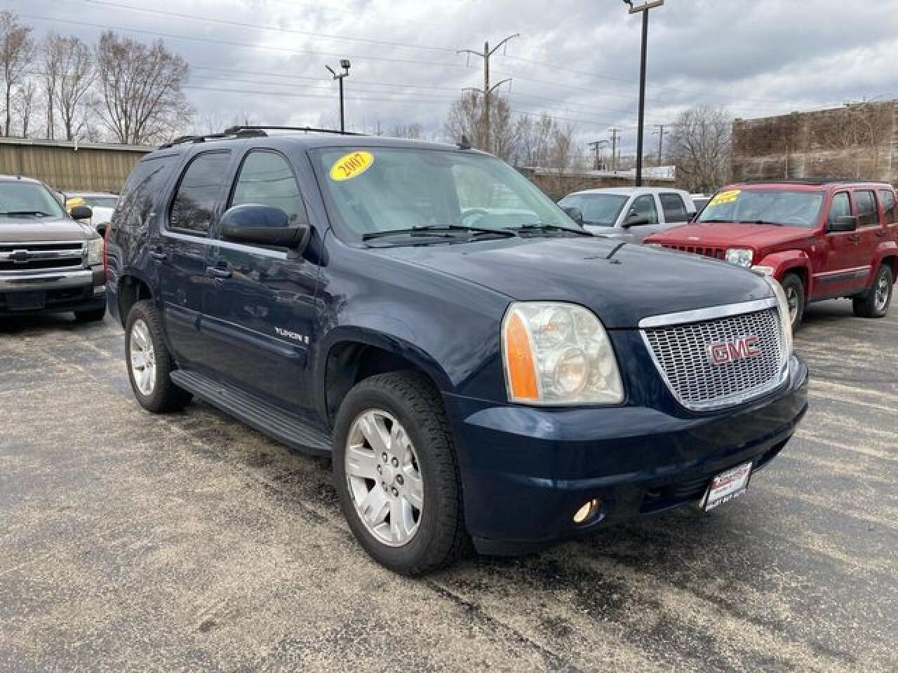 2007 GMC Yukon - Image 4