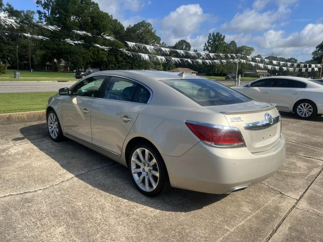 2013 Buick Lacrosse Touring - Image 2