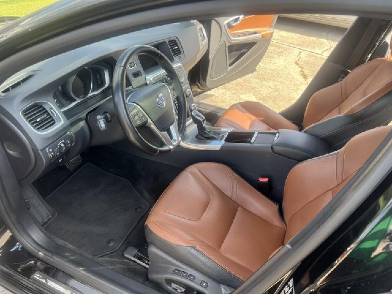 2016 Volvo S60 Premier - Фото 6