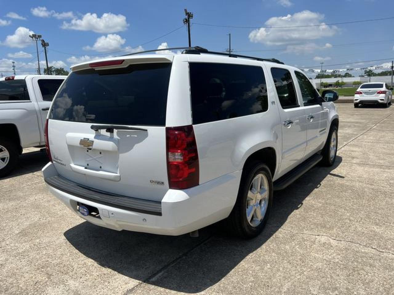 2008 Chevrolet Suburban C1500 Ls - Фото 3