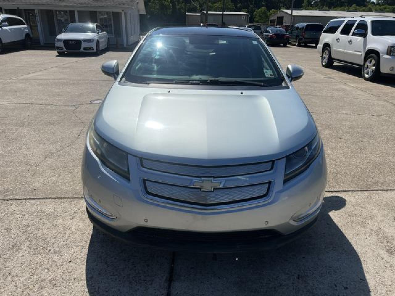 2012 Chevrolet Volt - Image 5