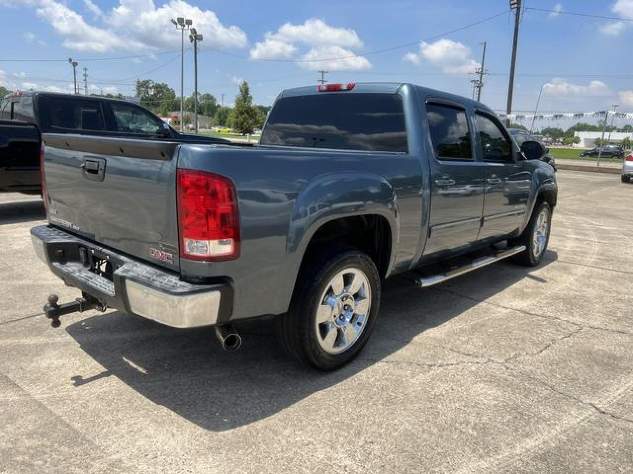 2010 GMC Sierra C1500 Slt - Image 3