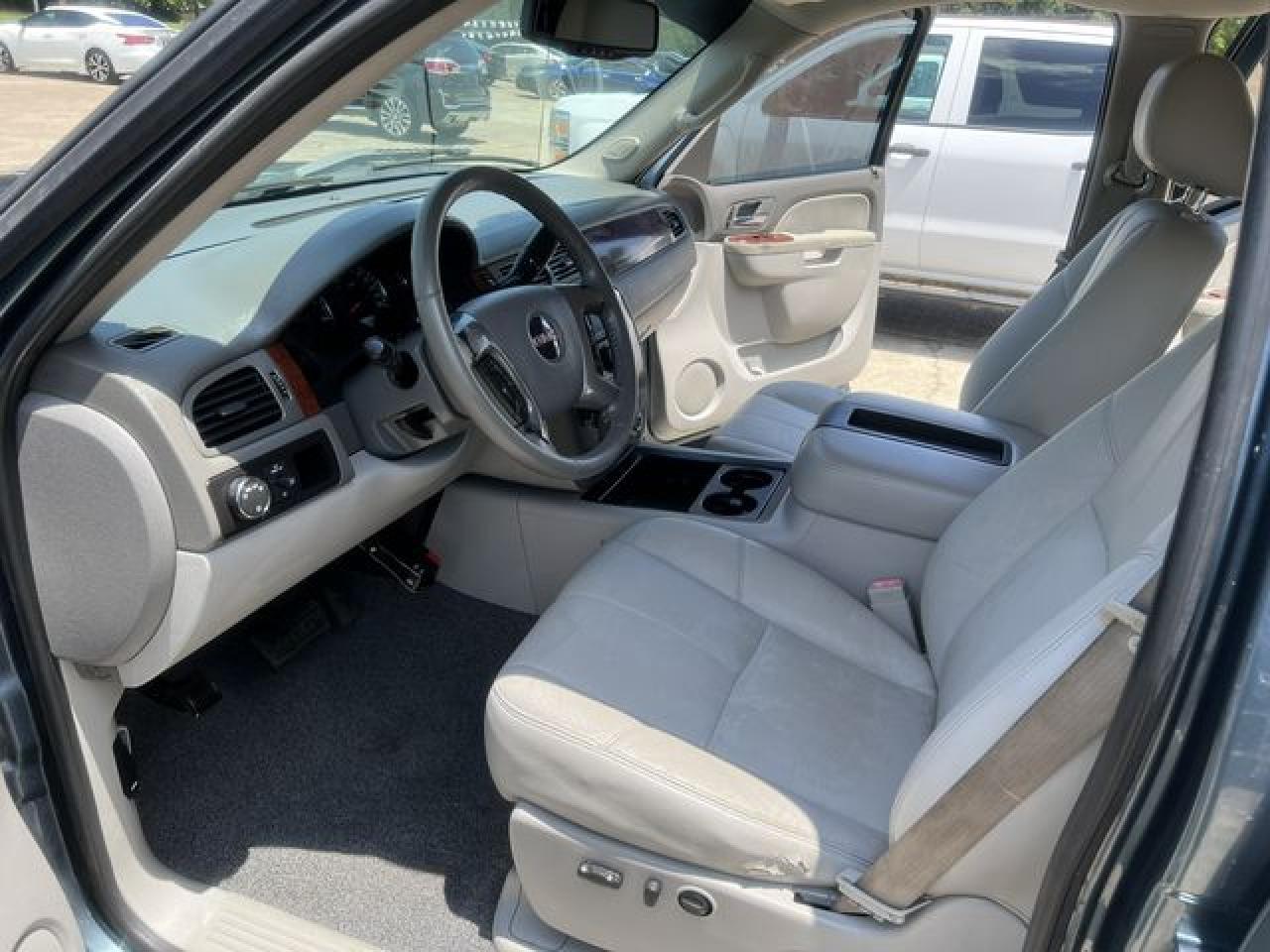 2010 GMC Sierra C1500 Slt - Image 6