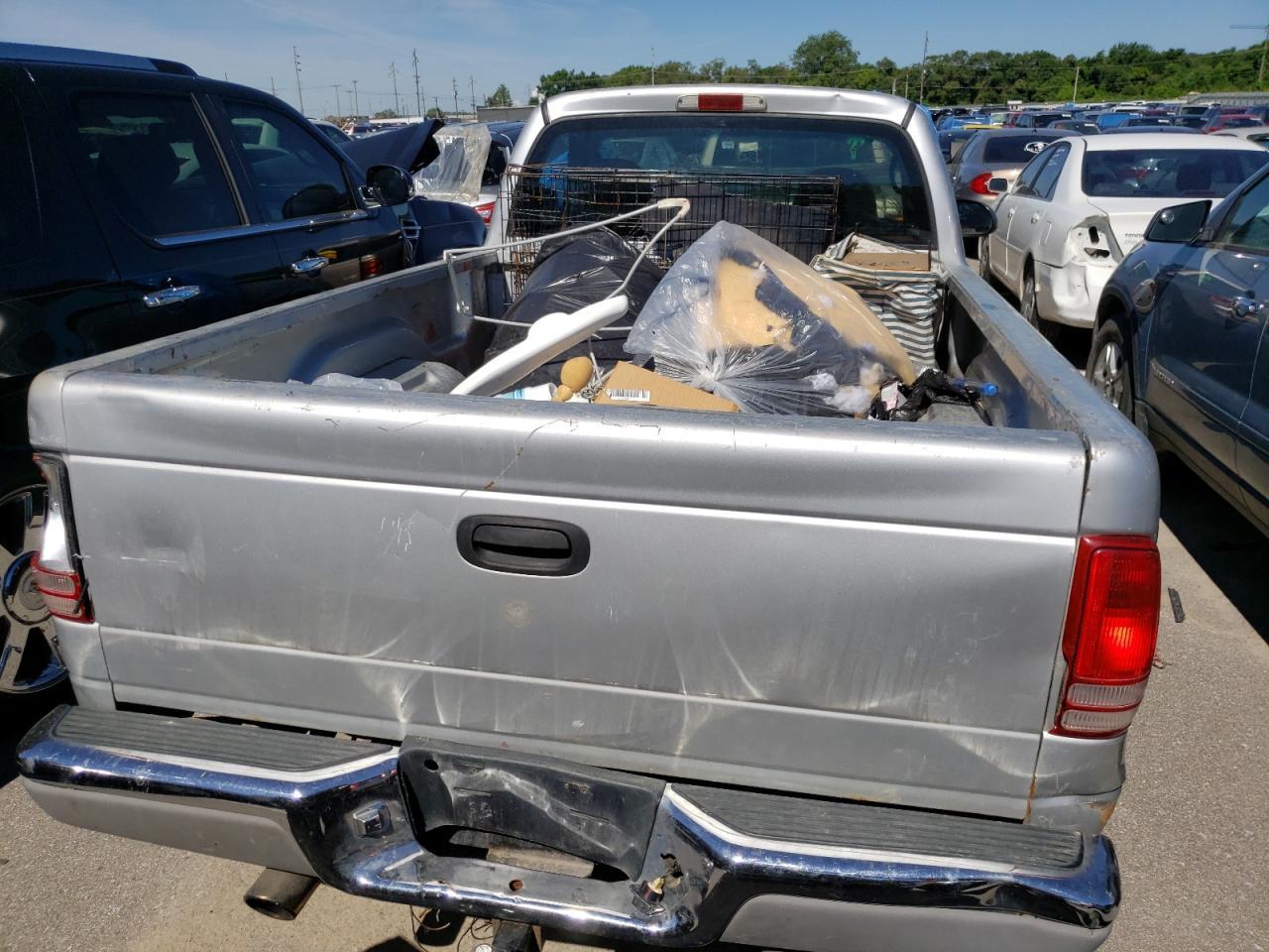 2001 Dodge Dakota - Image 6