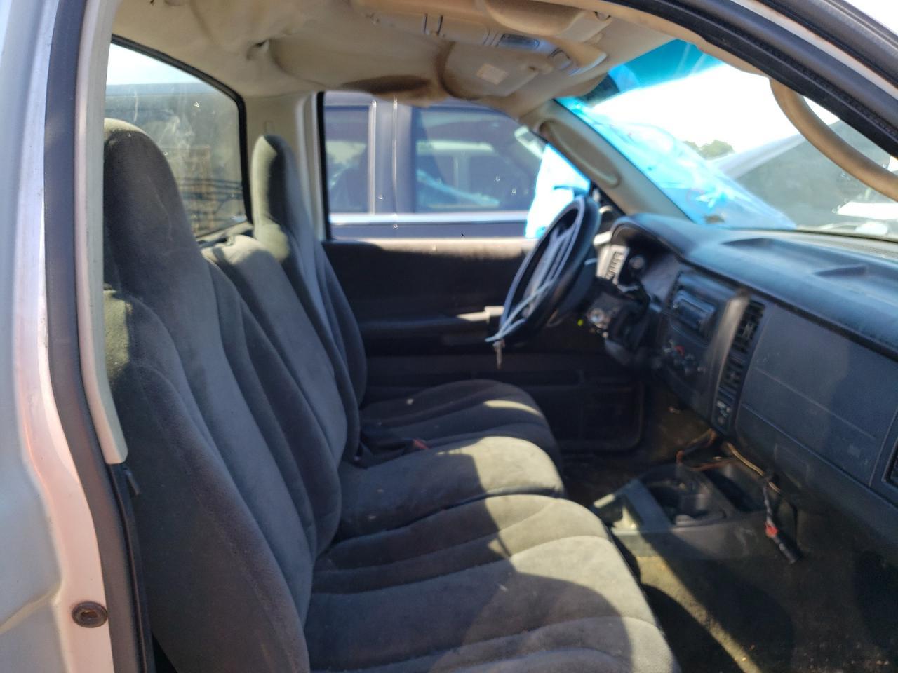 2001 Dodge Dakota - Image 5