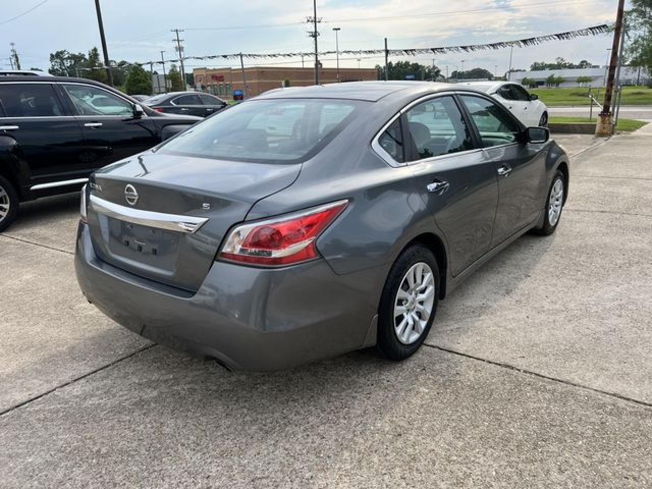 2015 Nissan Altima 2.5 - Фото 3