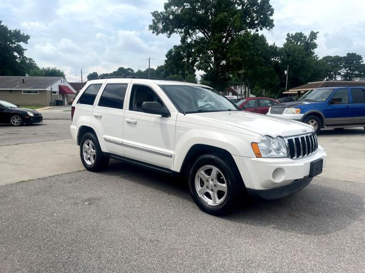 2007 Jeep Grand Cherokee Limited - Image 6