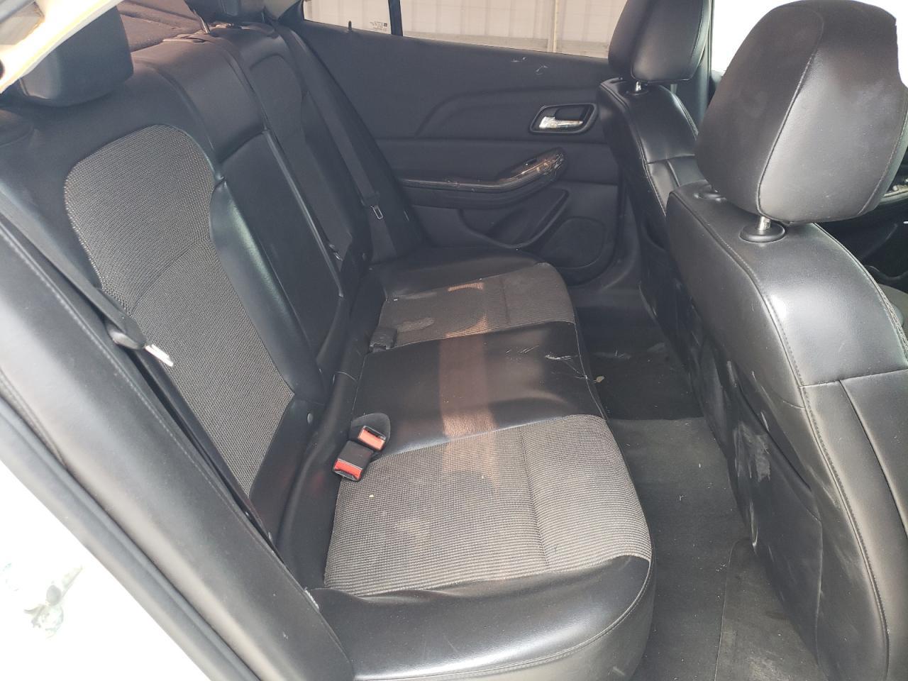 2014 Chev Malibu - Image 6