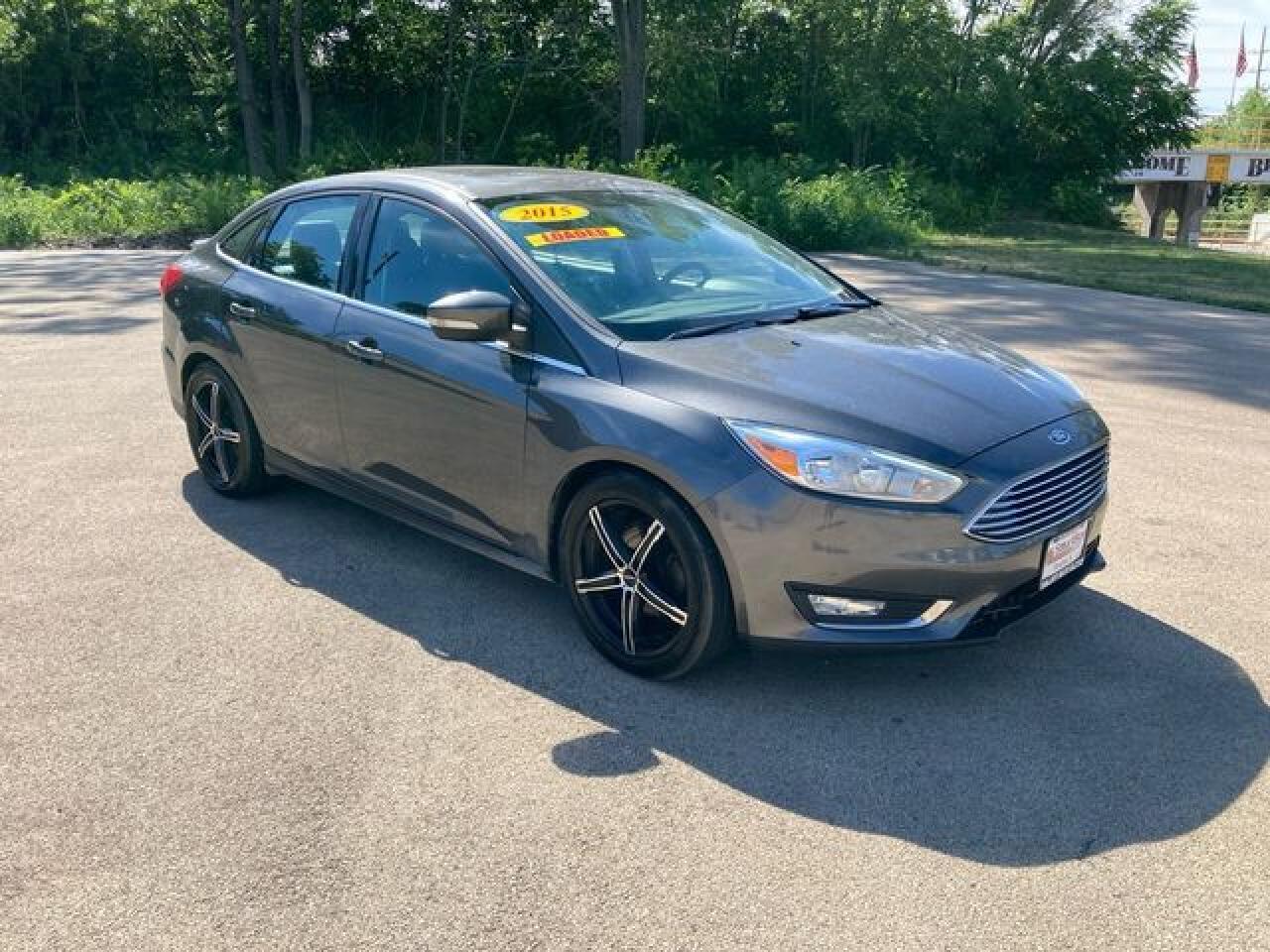2015 Ford Focus Titanium - Image 3