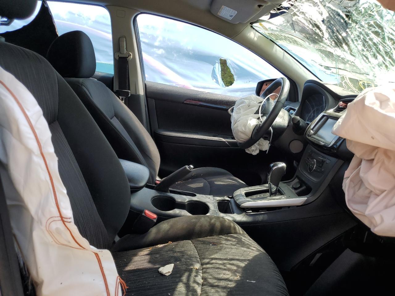 2019 Nissan Sentra S - Image 5