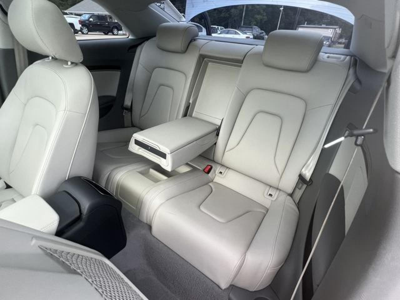 2011 Audi A5 Premium - Image 7