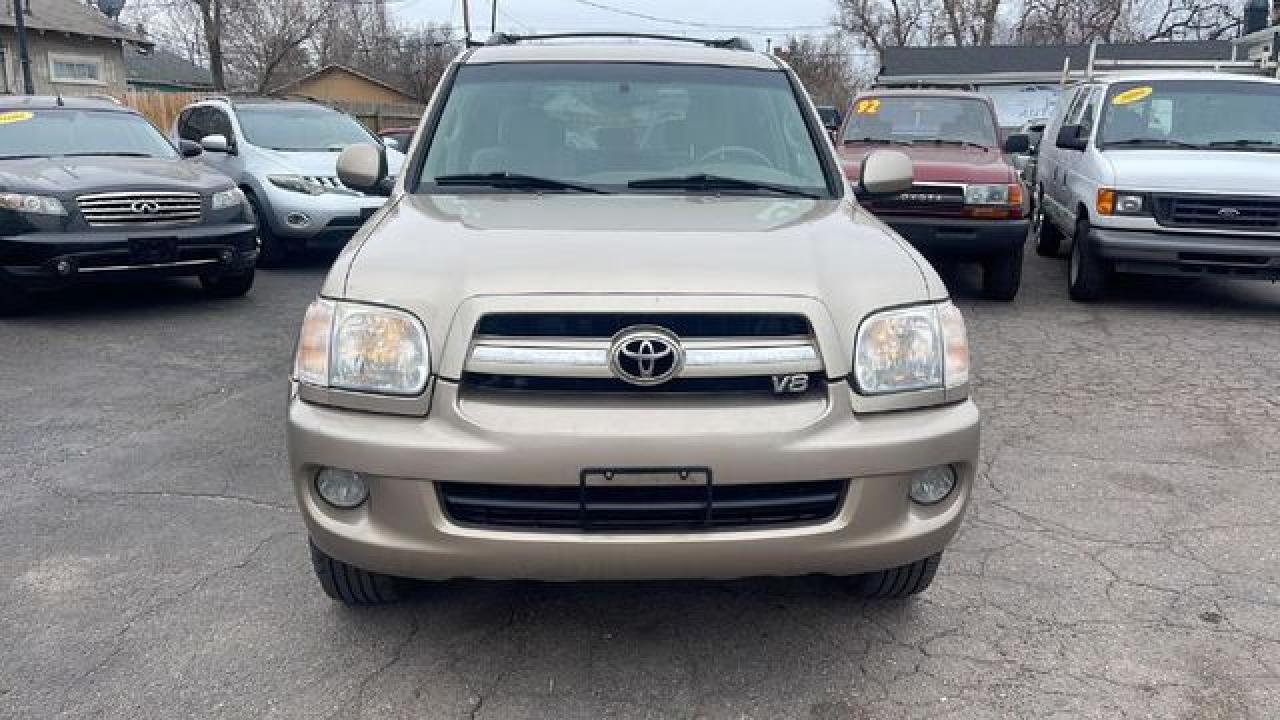 2006 Toyota Sequoia Sr5 - Image 2