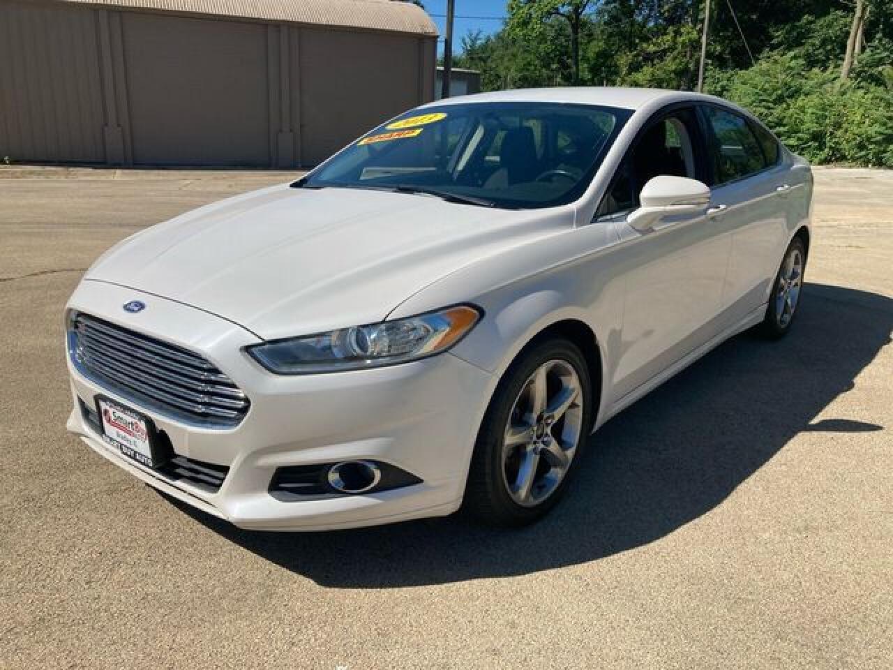 2013 Ford Fusion Se - Фото 2