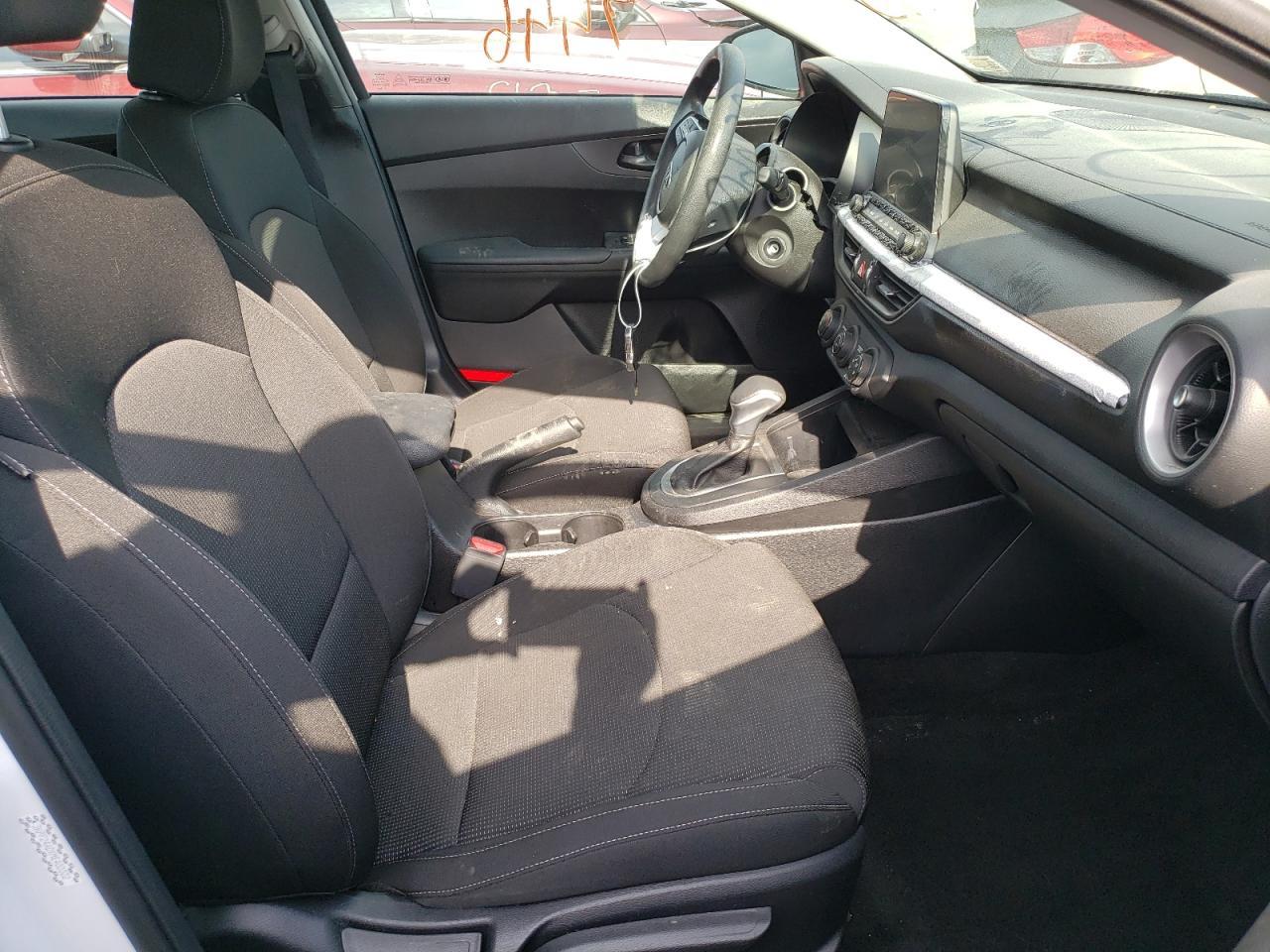 2021 Kia Forte Fe - Фото 5