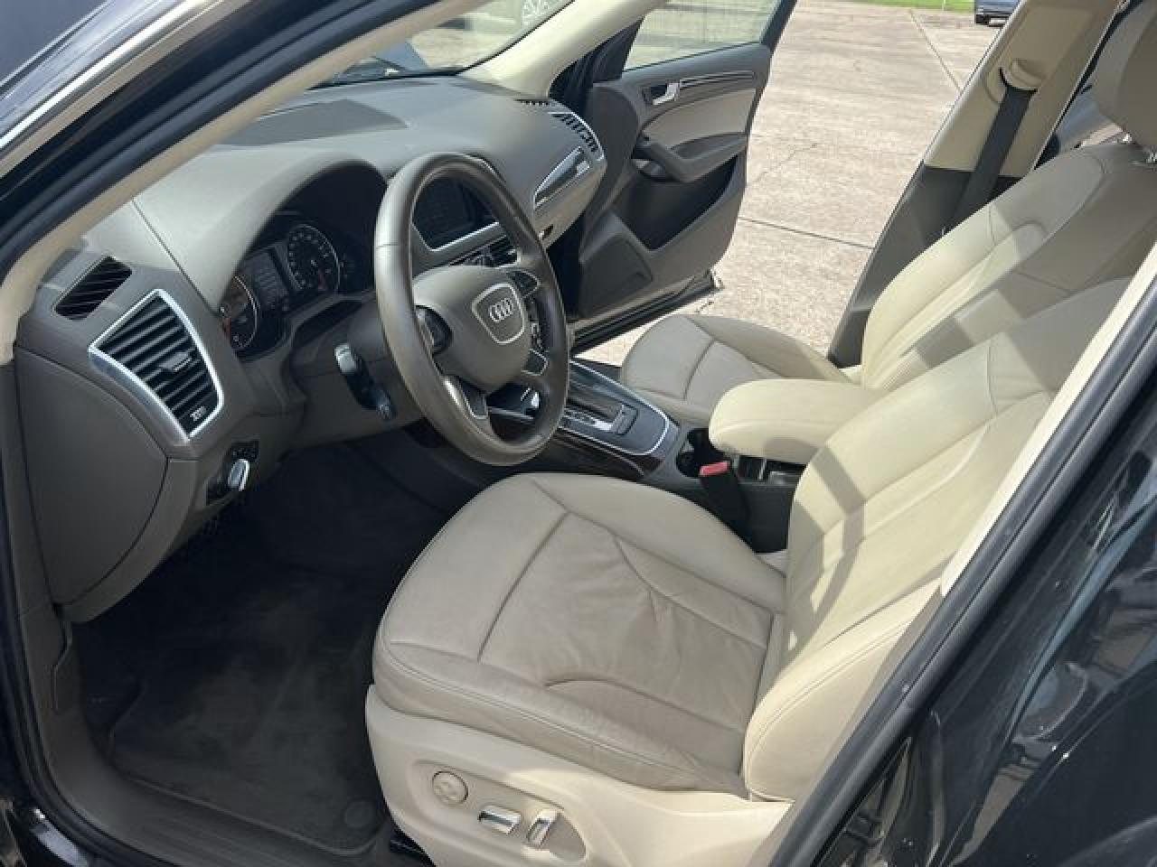 2013 Audi Q5 Premium - Image 6