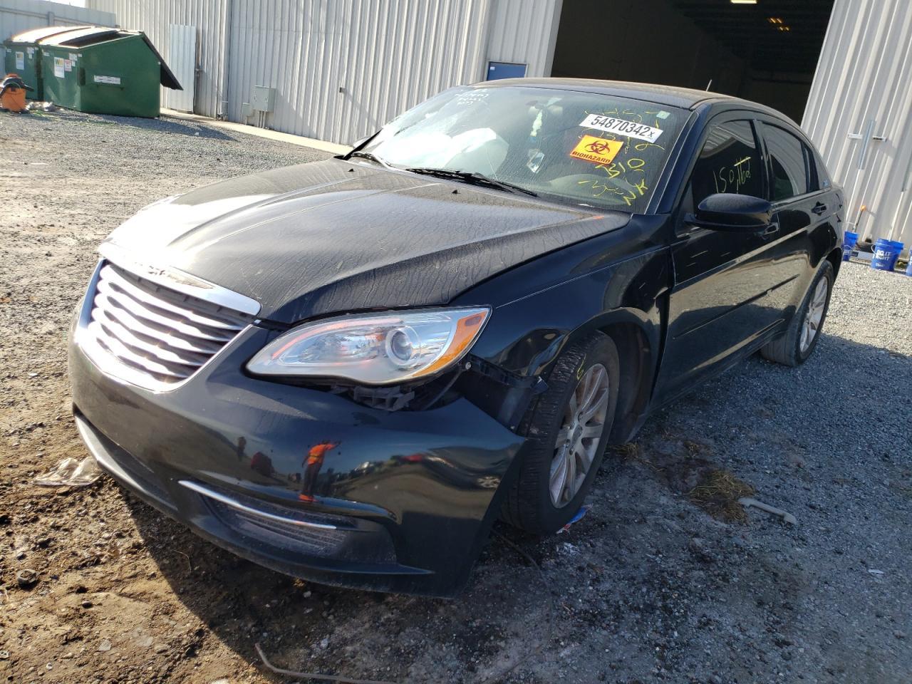 2013 Chrysler 200 Touring - Фото 2