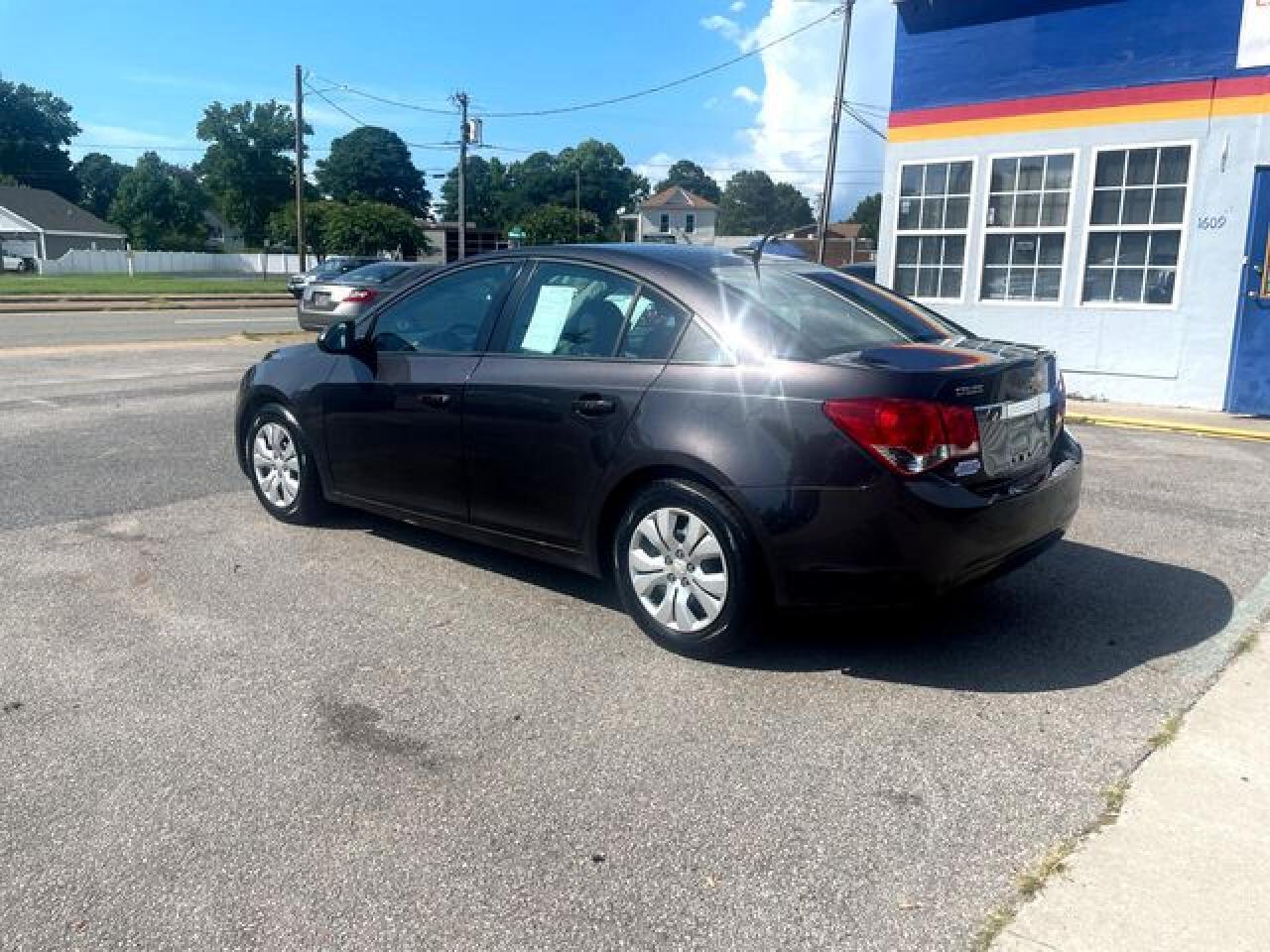 2014 Chevrolet Cruze Ls - Фото 3
