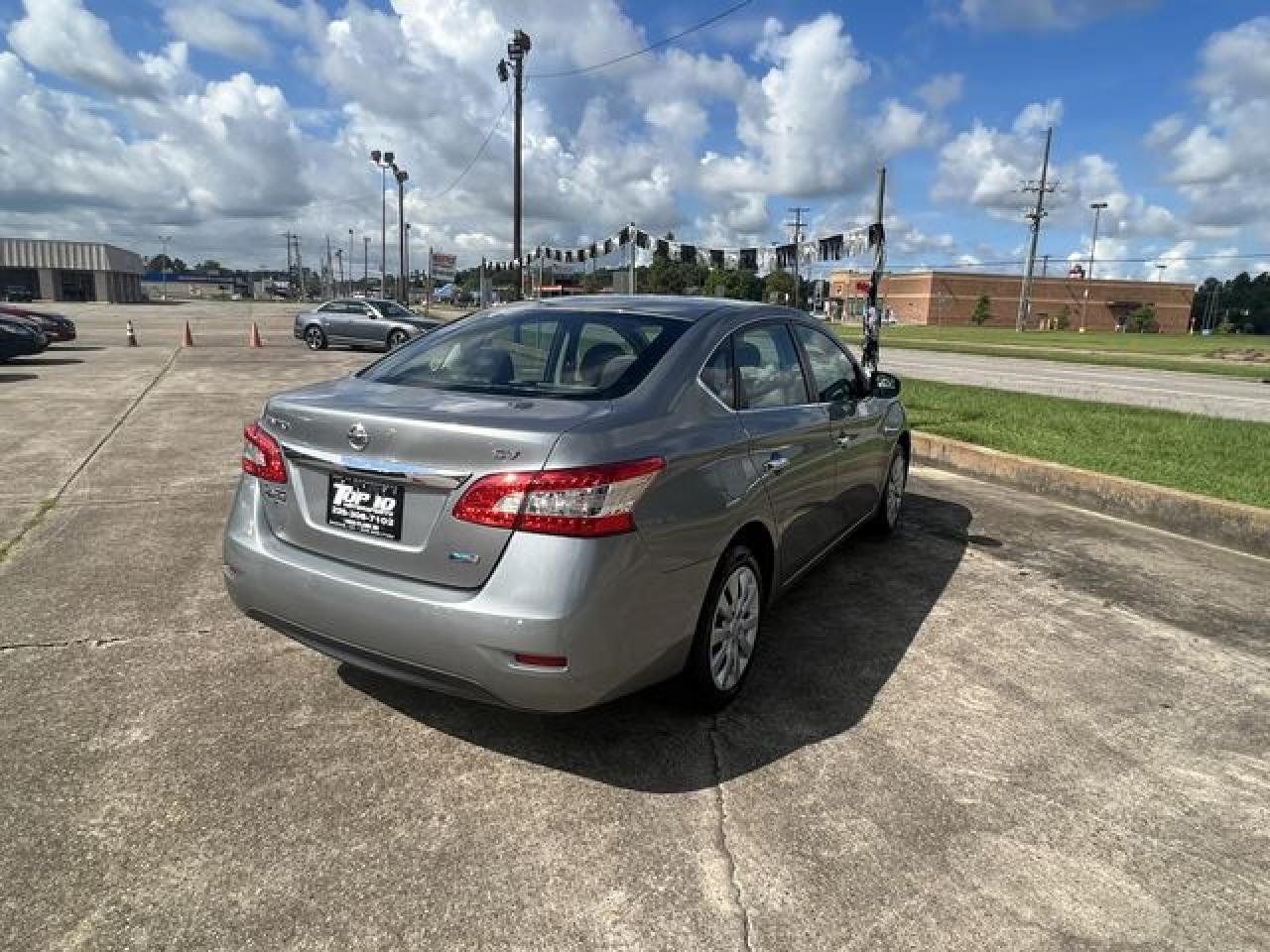 2013 Nissan Sentra S - Фото 3