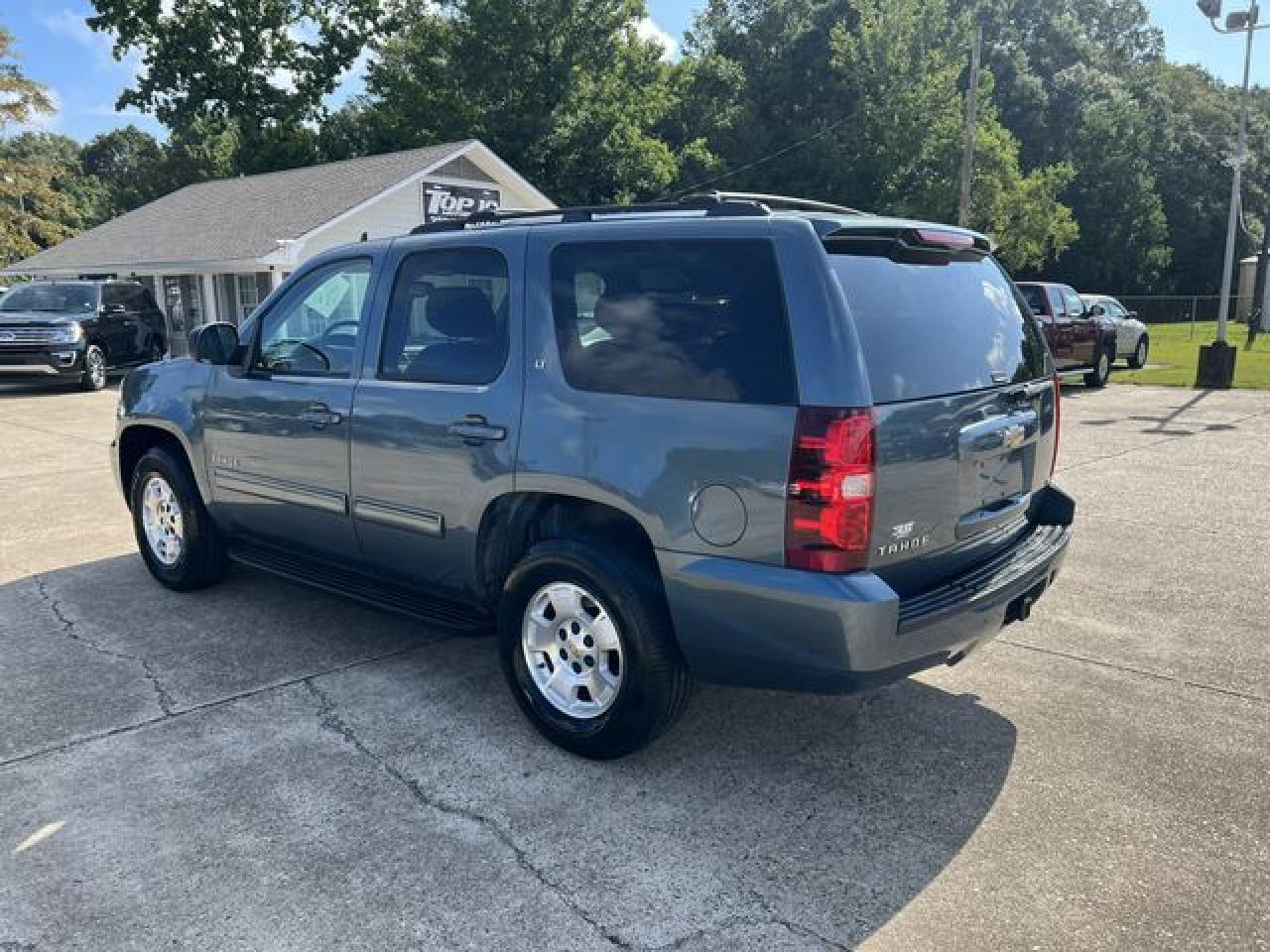 2010 Chevrolet Tahoe C1500 Lt - Image 2