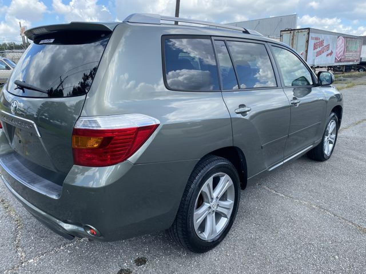 2009 Toyota Highlander Sport - Image 6